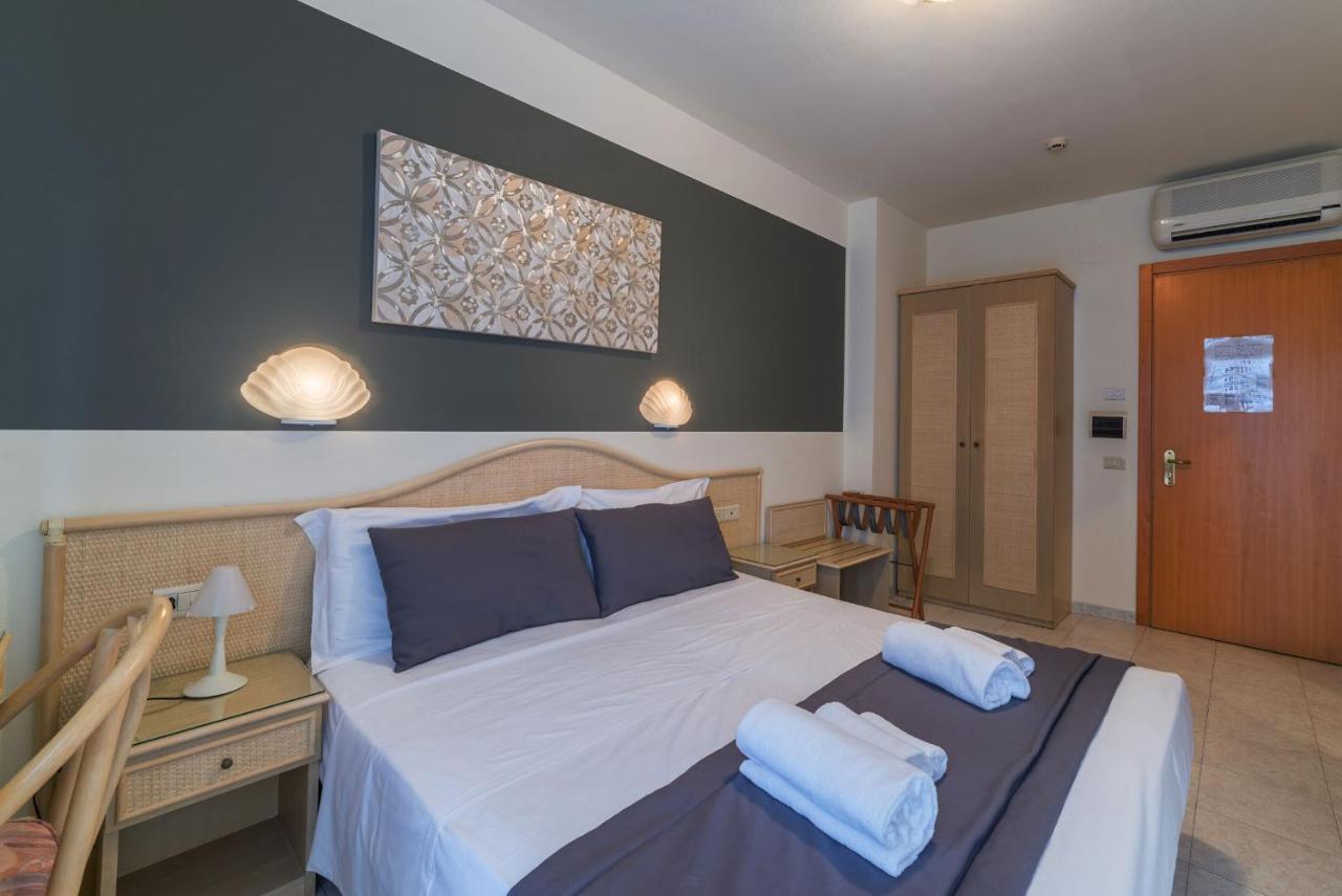 Hotel Airone (Adults Only) Bibione Exterior foto